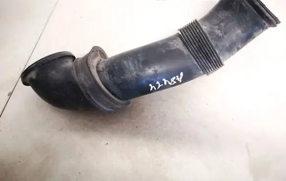 Audi Q7 4L Air intake hose/pipe 7l6129752b 76l129609