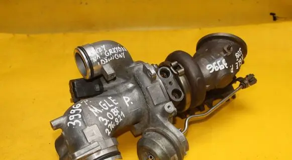 Mercedes-Benz GLE (W166 - C292) Turbo A2760901480