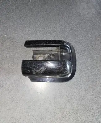 Opel Vivaro Sliding door rail trim 186323 69046
