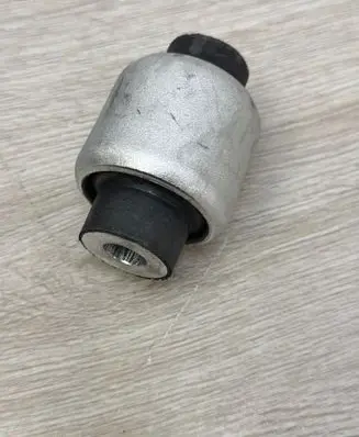 Mercedes-Benz E W212 Front wishbone bush 