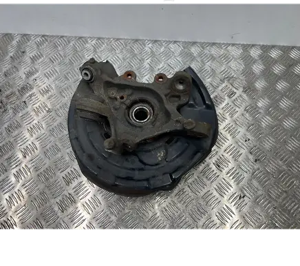BMW 2 F22 F23 Rear wheel hub 6792246