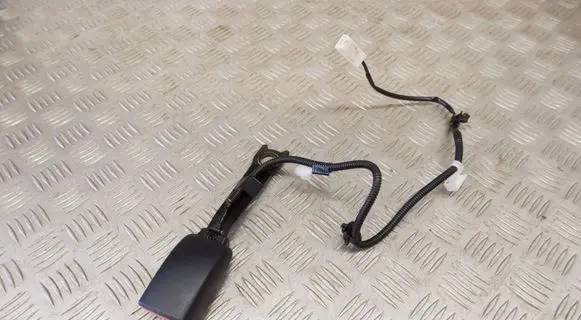 Toyota Auris E180 Front seatbelt buckle 7323002550