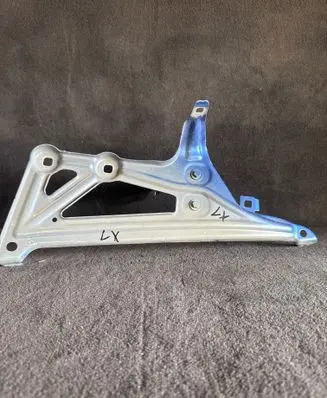 BMW X1 F48 F49 Fender mounting bracket 7329447