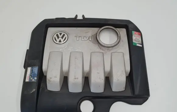 Volkswagen Golf V Engine cover (trim) 03G103925