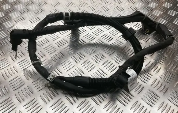 Mercedes-Benz GLC X253 C253 Positive cable (battery) A2055406921