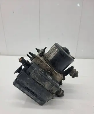 Toyota Avensis T250 ABS Pump 1K0907379AC