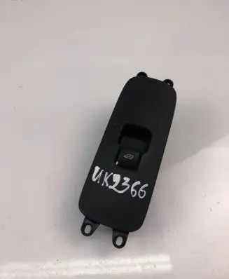 Volvo C30 Electric window control switch 31272012