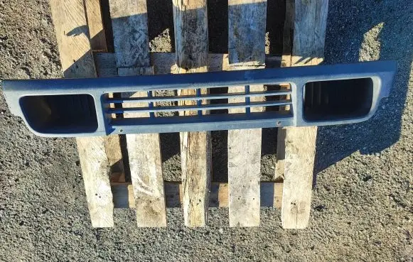 Volkswagen Transporter - Caravelle T5 Front bumper lower grill 7H0807719