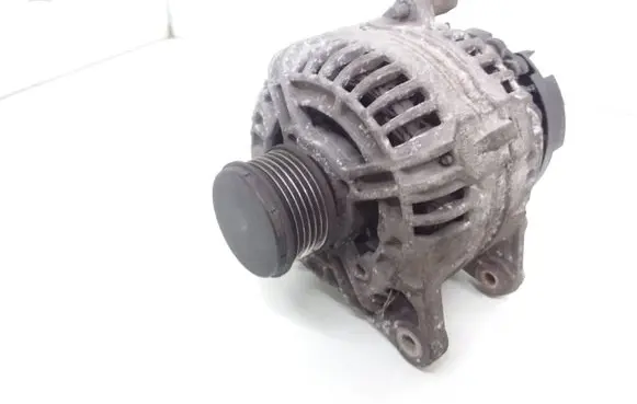 Nissan NV200 Generator/alternator 231000D10A 0124525140