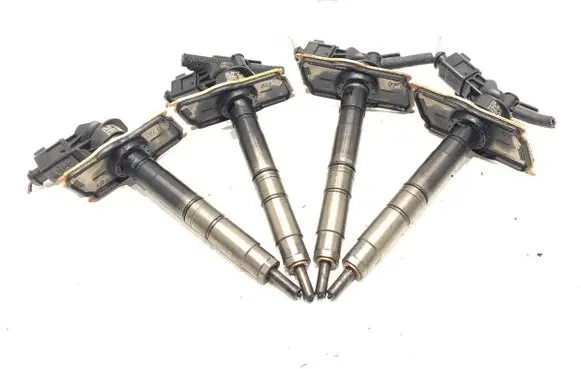 Audi A4 S4 B8 8K Fuel injectors set 03L130277