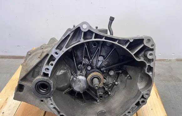 Nissan X-Trail T32 Manual 6 speed gearbox TL4144