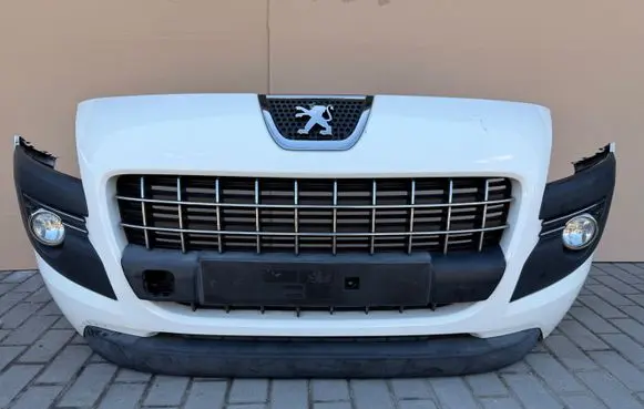 Peugeot 3008 I Front bumper 