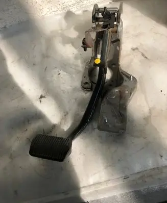 Ford Focus Brake pedal Lx6c2d094kb