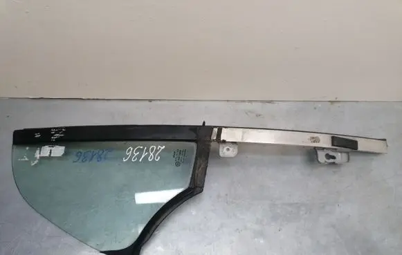 Smart ForTwo I Front vent window/glass (coupe) E643R00048