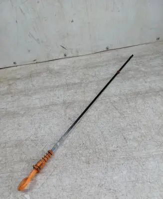 Volkswagen PASSAT B6 Oil level dip stick 038115611B