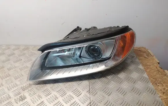 Volvo S80 Headlight/headlamp 31214347