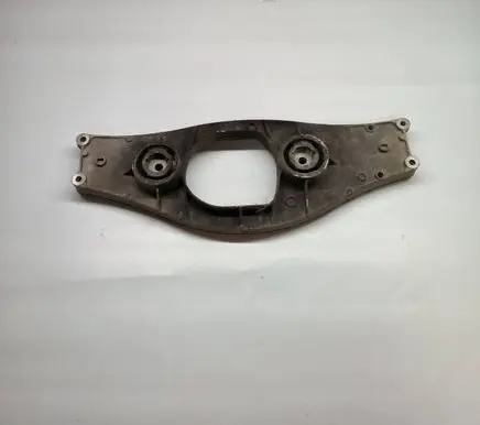 Mercedes-Benz S W221 Rear differential/diff mount bracket A2213521406