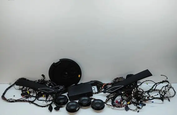 Volkswagen Golf VII Audio system kit 1K8035453 5G0867233