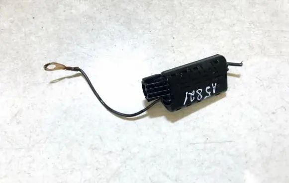 Antenna control unit