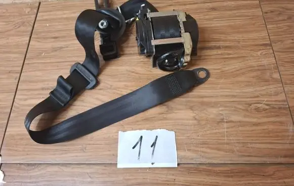 Audi A5 Set of seat belts 8w6857706 8w6857706M