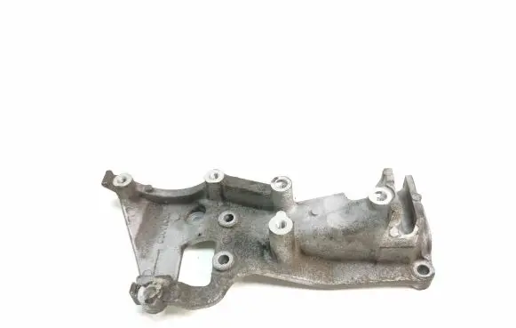 Mitsubishi Outlander Engine mounting bracket 1801A070