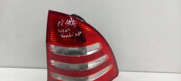 Mercedes-Benz C W203 Rear/tail lights