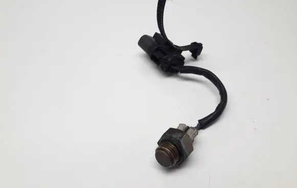 Nissan Sunny Coolant temperature sensor 