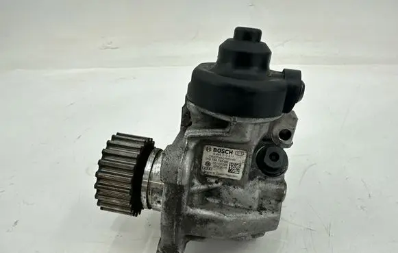 Volkswagen Touareg II Fuel injection high pressure pump 0445010611 059130755BB 05101025