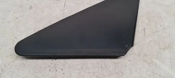 Toyota Corolla Verso AR10 Fender end trim 601180F010