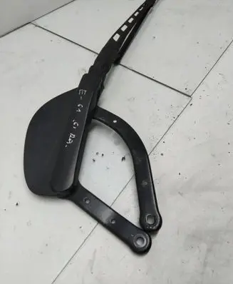 BMW 5 E60 E61 Front wiper blade arm 179894