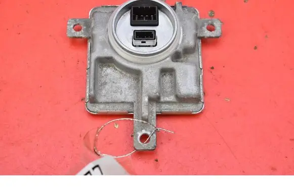 Volvo V40 Voltage converter/converter module 7226115099