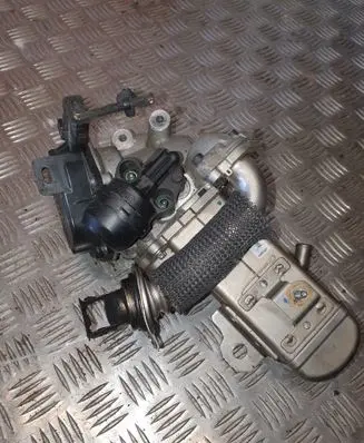 Ford S-MAX EGR valve 30725888 V29031639BV0L V29004027