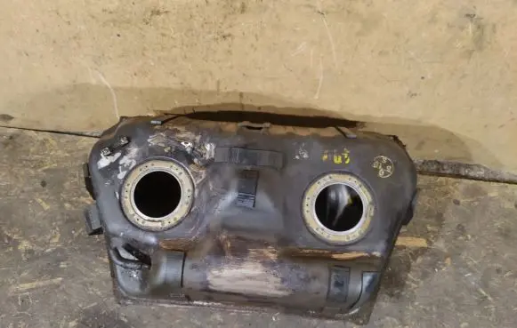 Nissan 240ZX, 280ZX, 300ZX Fuel tank 