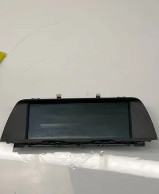 BMW 5 F10 F11 Screen/display/small screen 21920211 9241826 1013299237