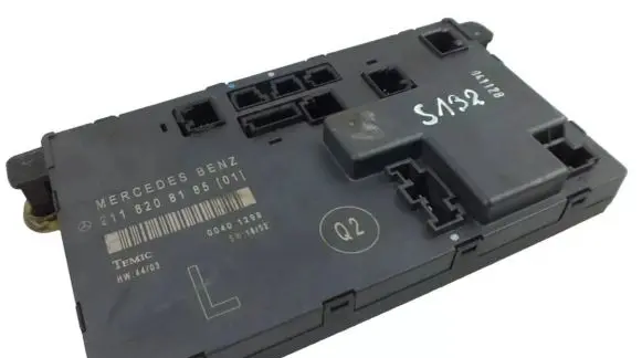 Mercedes-Benz E W211 Door control unit/module 2118208185