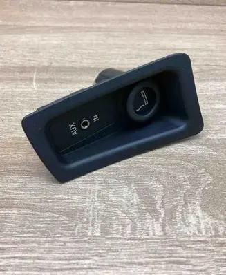 BMW 3 E90 E91 AUX in-socket connector 6930561 911041003