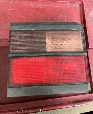 Volkswagen PASSAT B3 Tailgate rear/tail lights 333945107