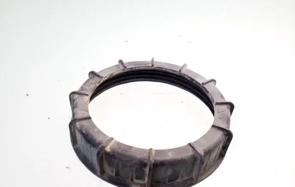 Volvo V50 In tank fuel pump screw locking ring/nut 2S619C385AA