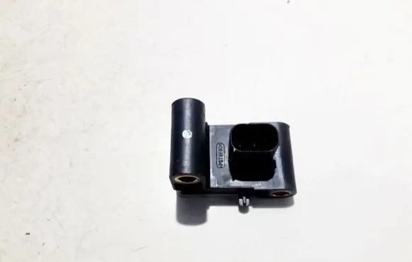 BMW 1 E81 E87 Airbag deployment crash/impact sensor 65776956485 0285003901