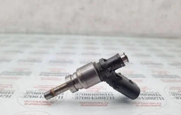 Audi Q7 4L Fuel injector 079906036C