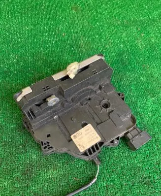 Fiat Grande Punto Front door lock 55703023 2504060640 970580101