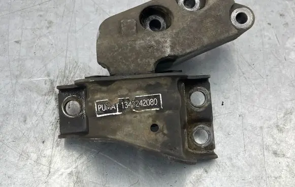 Peugeot Boxer Engine mount bracket 1343242080