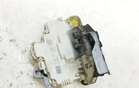 Front door lock