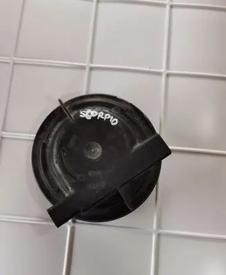 Headlight/headlamp dust cover