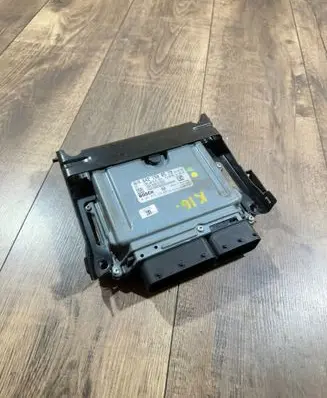 Mercedes-Benz E W211 Engine control unit/module A6421508578 0281013722
