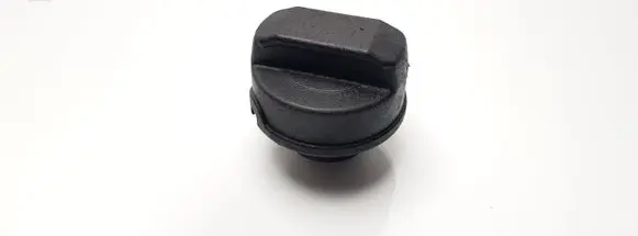 Volkswagen Golf IV Fuel tank filler cap 1H0201553B