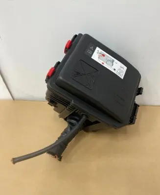 Peugeot 2008 II Fuse box set 9826717980 9824510780