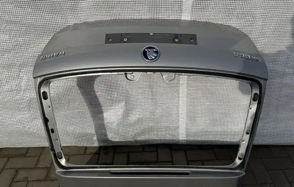Skoda Rapid (NH) Tailgate/trunk/boot lid 5JJ827159
