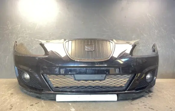 Seat Leon (1P) Front bumper 1P0807221M 1P0807221 1P0853654D