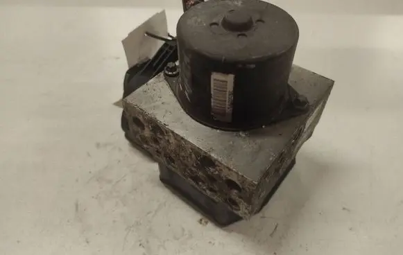 Ford Mondeo MK IV ABS Pump 8G912C405AB 16565704 54085037A